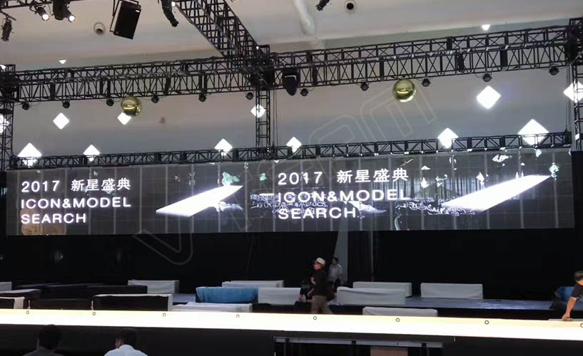 新星盛典 LED透显著示屏G-10